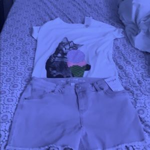 Selling a two piece set!